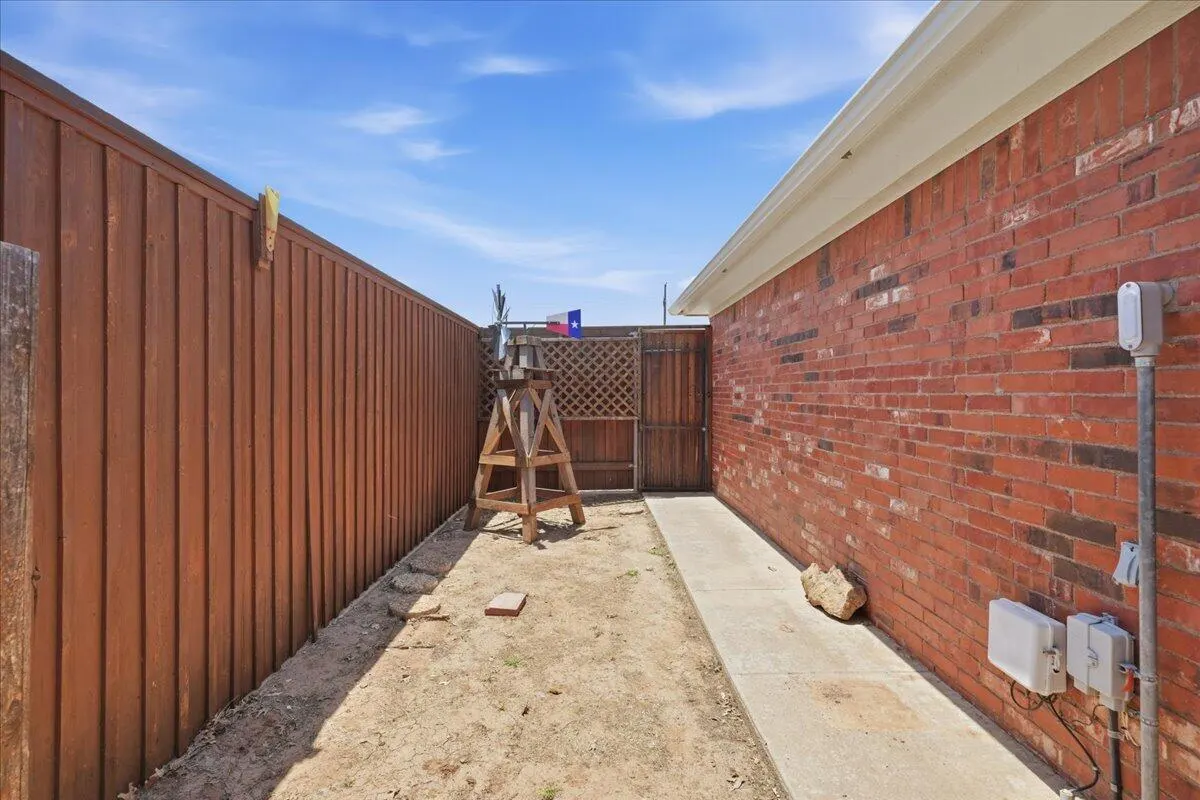 Photo 31 — 5513 65th Street, Lubbock, TX 79424