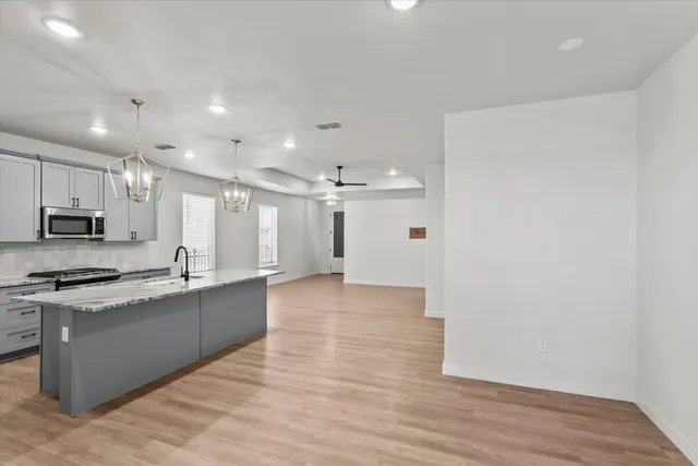 Photo 7 — 135 Buckingham Avenue, Wolfforth, TX 79382