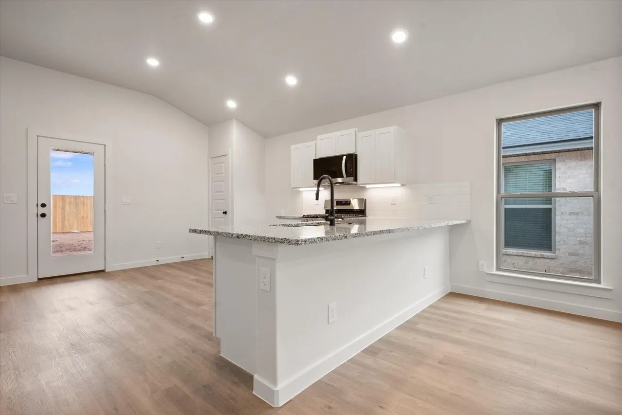 Photo 10 — 3026 138th Street, Lubbock, TX 79423