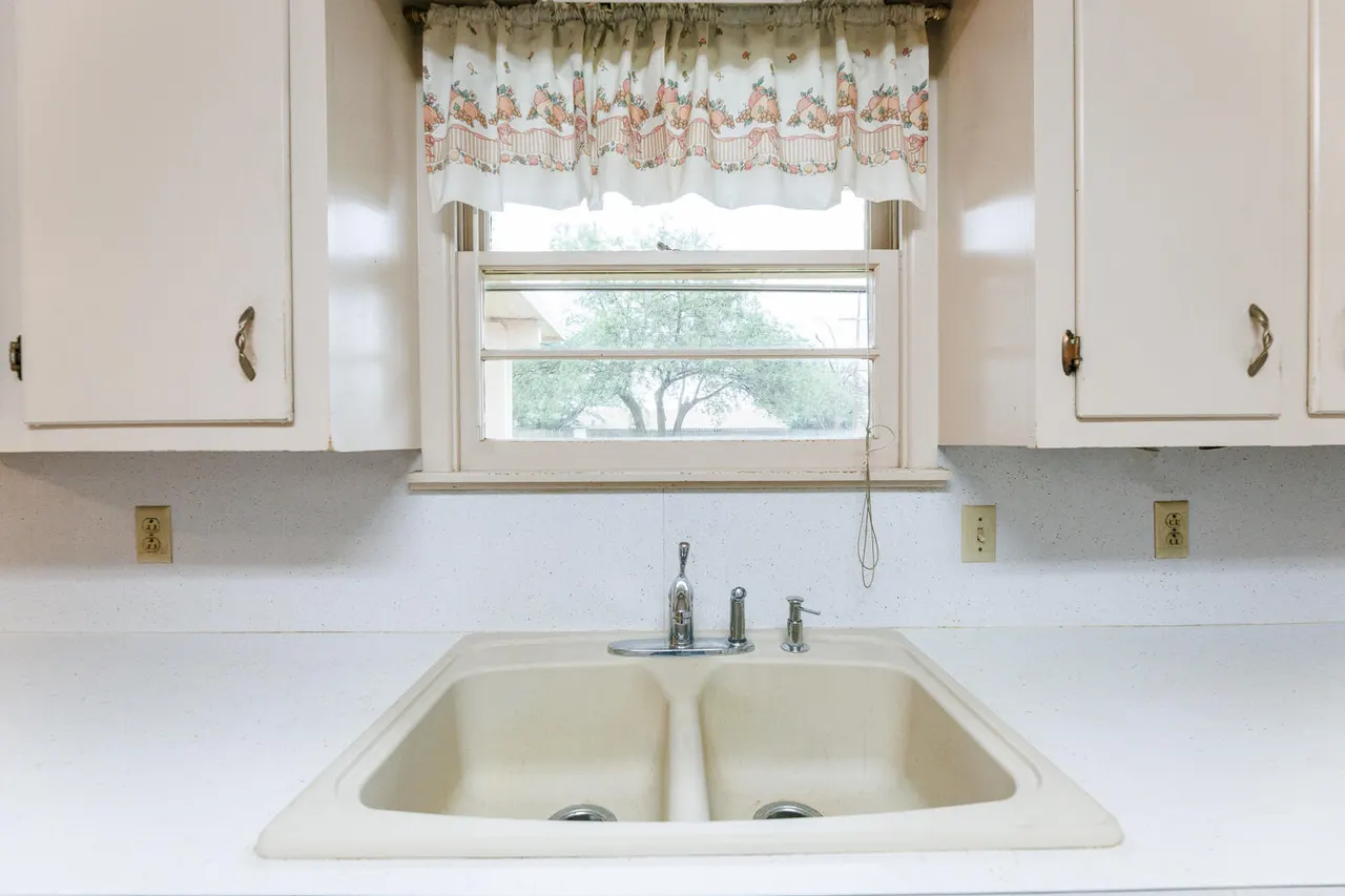 Photo 15 — 5220 7th Street, Lubbock, TX 79416