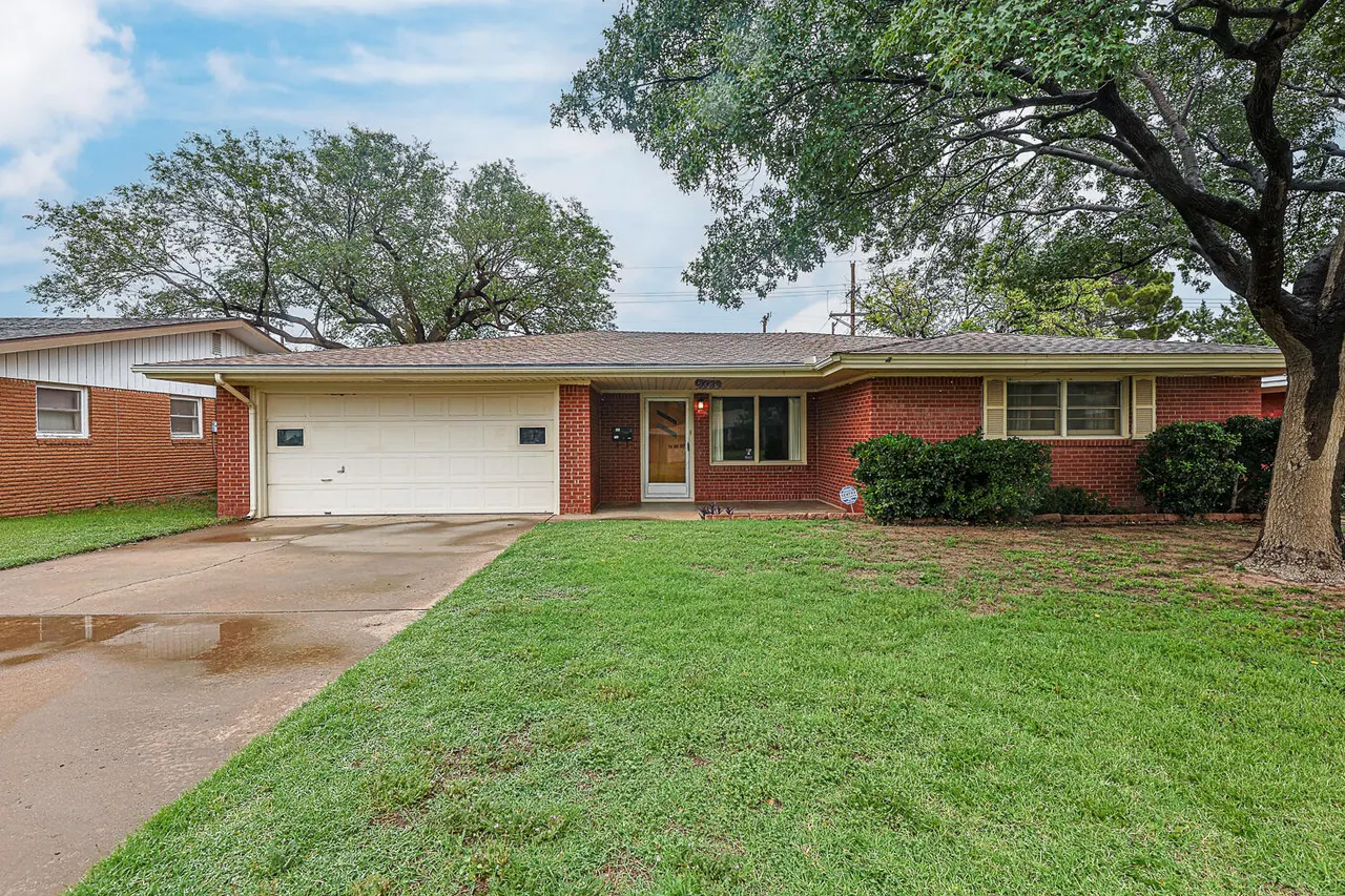 Front exterior — 5220 7th Street, Lubbock, TX 79416