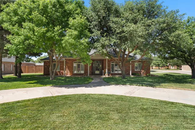 Photo 2 — 7402 95th Street, Lubbock, TX 79424