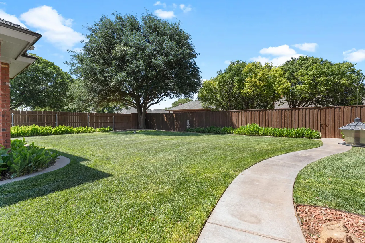 Photo 39 — 7402 95th Street, Lubbock, TX 79424