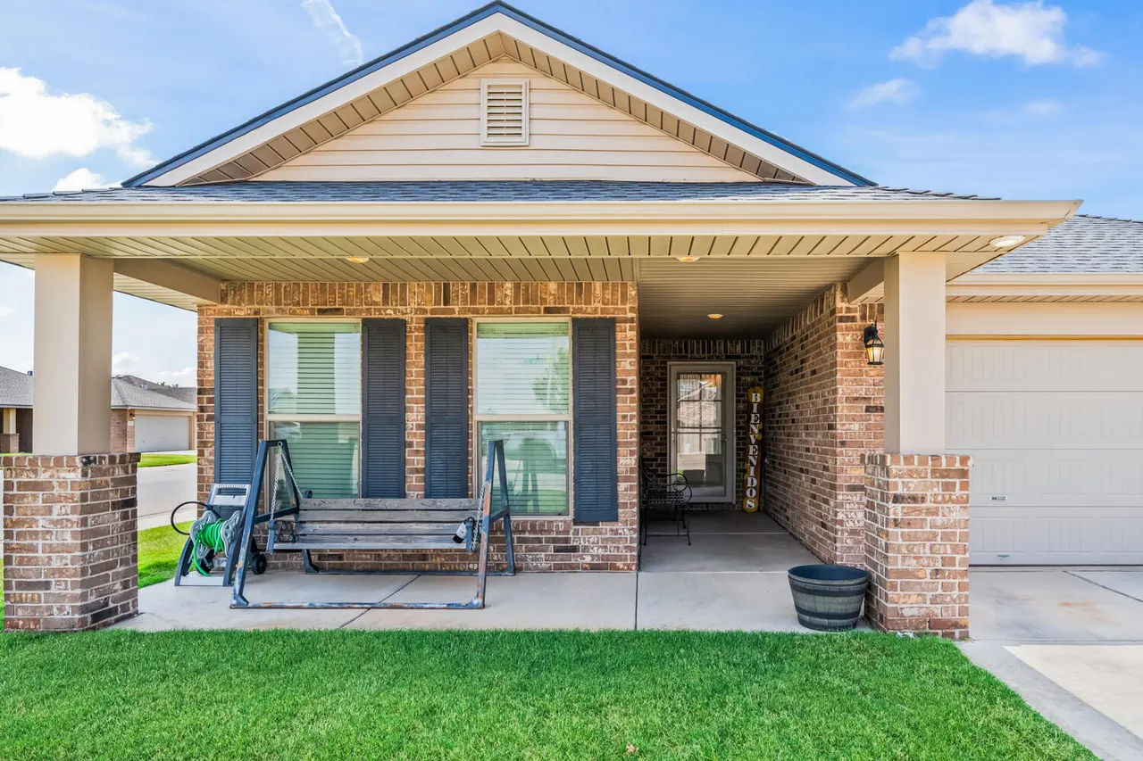 Photo 3 — 10401 Xenia Avenue, Lubbock, TX 79424