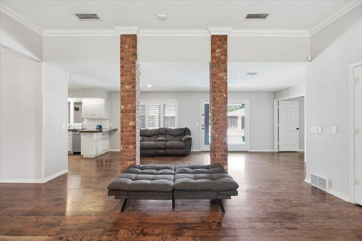 Photo 14 — 4610 93rd Street, Lubbock, TX 79424