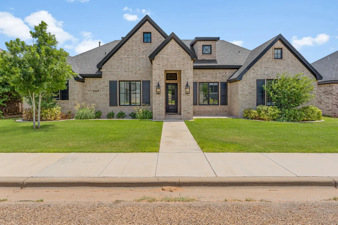 Front exterior — 309 N 9th Street, Wolfforth, TX 79382
