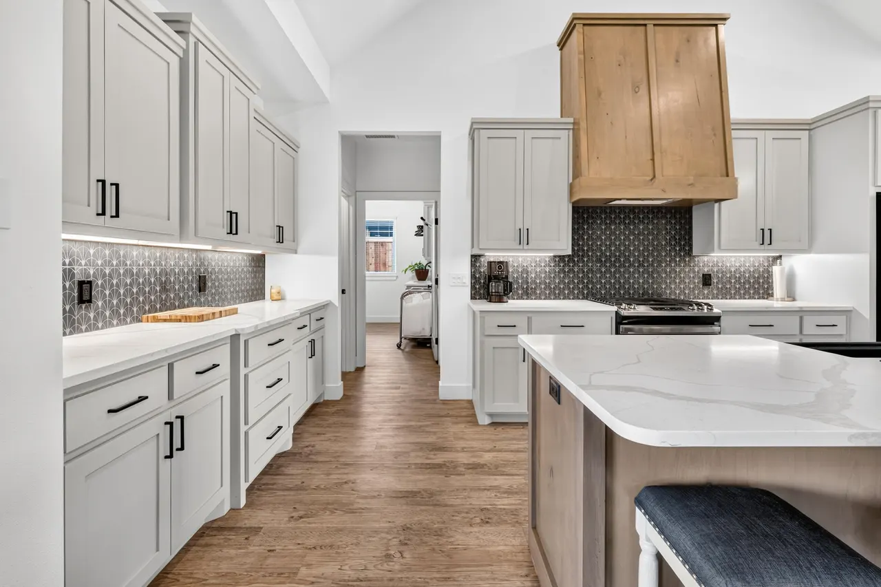 Photo 11 — 309 N 9th Street, Wolfforth, TX 79382