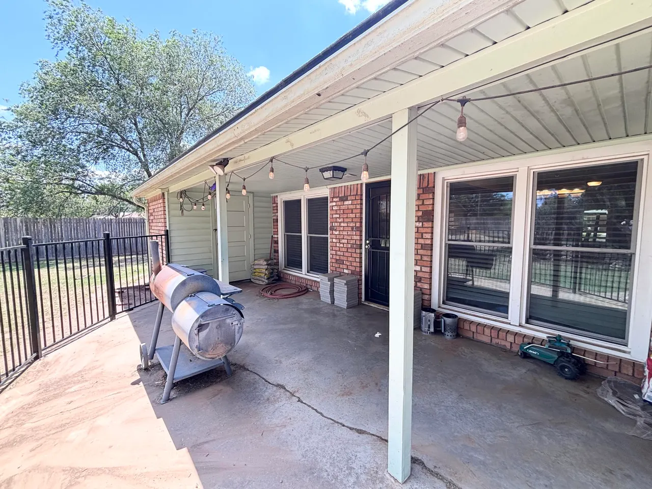 Photo 35 — 310 W 9th Street, Hale Center, TX 79041