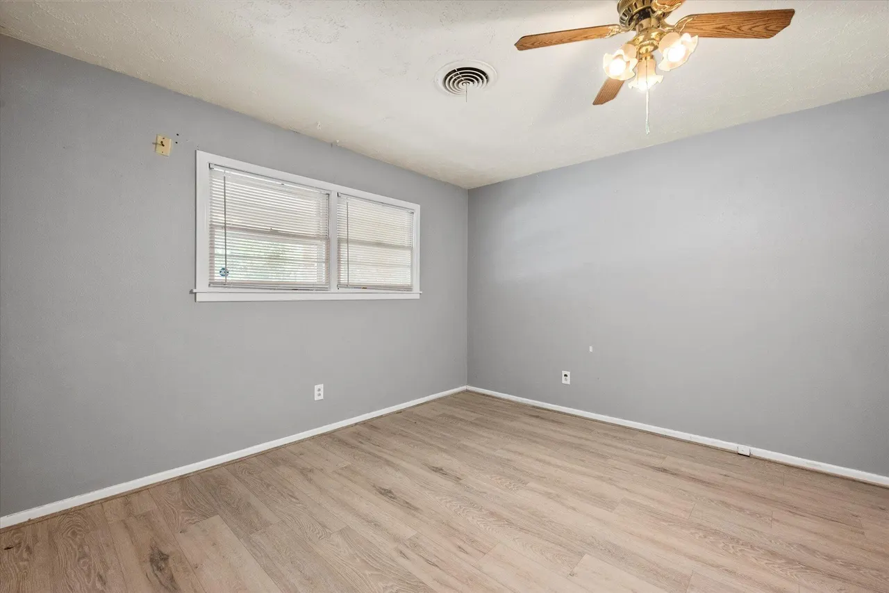 Photo 7 — 4604 27th Street, Lubbock, TX 79410