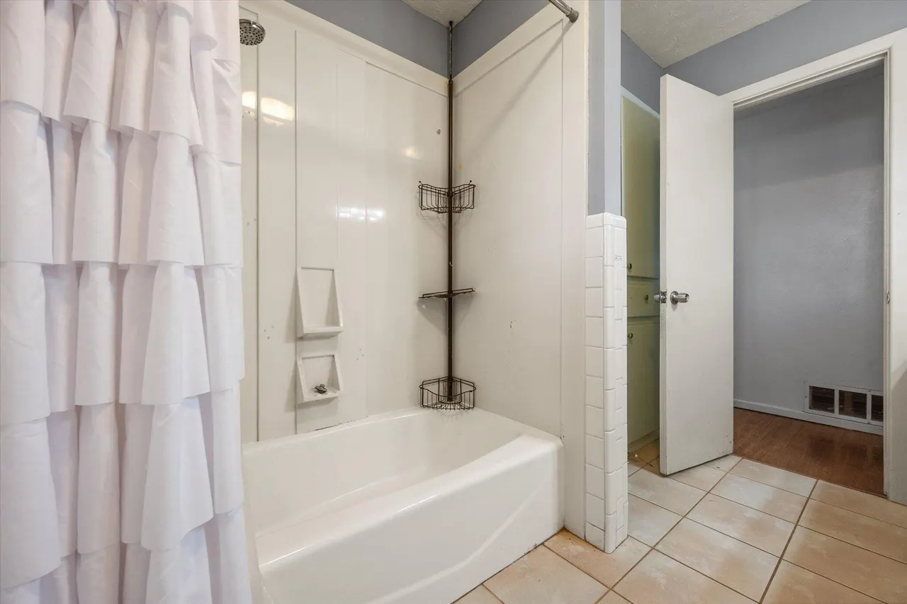 Photo 10 — 4604 27th Street, Lubbock, TX 79410