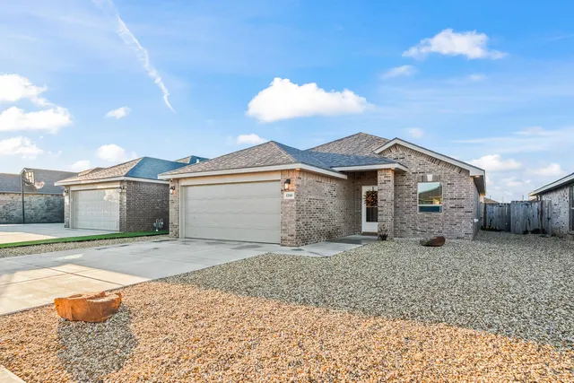 Photo 2 — 1709 141st Street, Lubbock, TX 79423