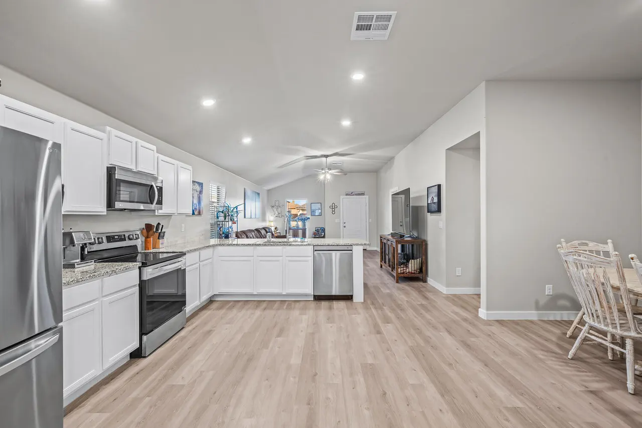 Photo 11 — 1709 141st Street, Lubbock, TX 79423