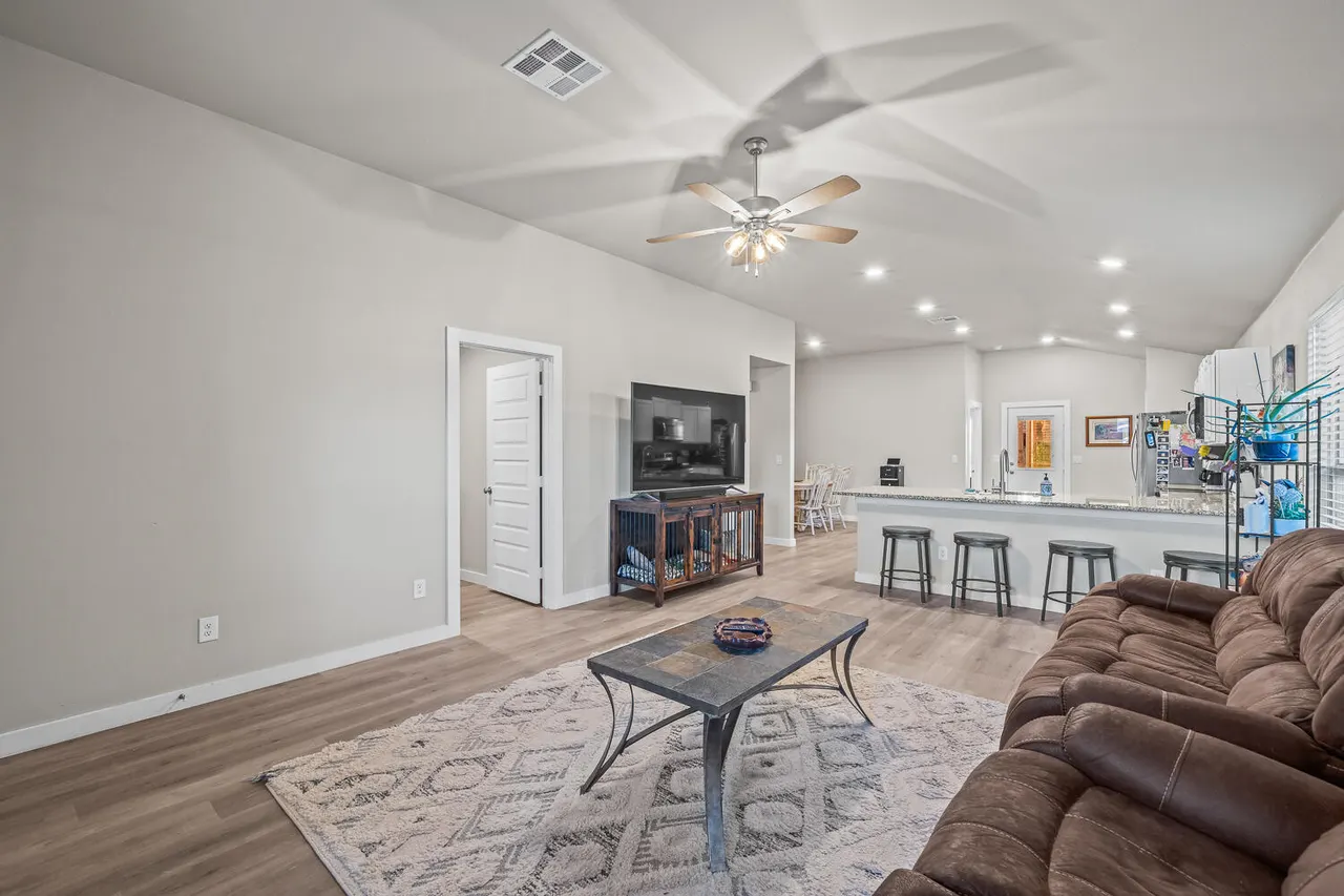 Photo 3 — 1709 141st Street, Lubbock, TX 79423