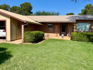 Sold home at 304 S Ivy Avenue