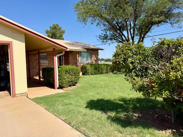 Photo 3 — 304 S Ivy Avenue, Crosbyton, TX 79322