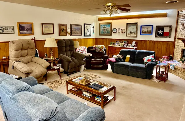 Photo 4 — 304 S Ivy Avenue, Crosbyton, TX 79322
