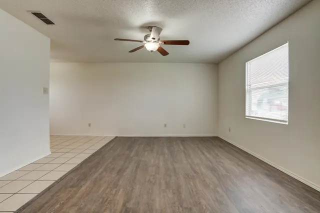 Photo 6 — 6210 22nd Street, Lubbock, TX 79407