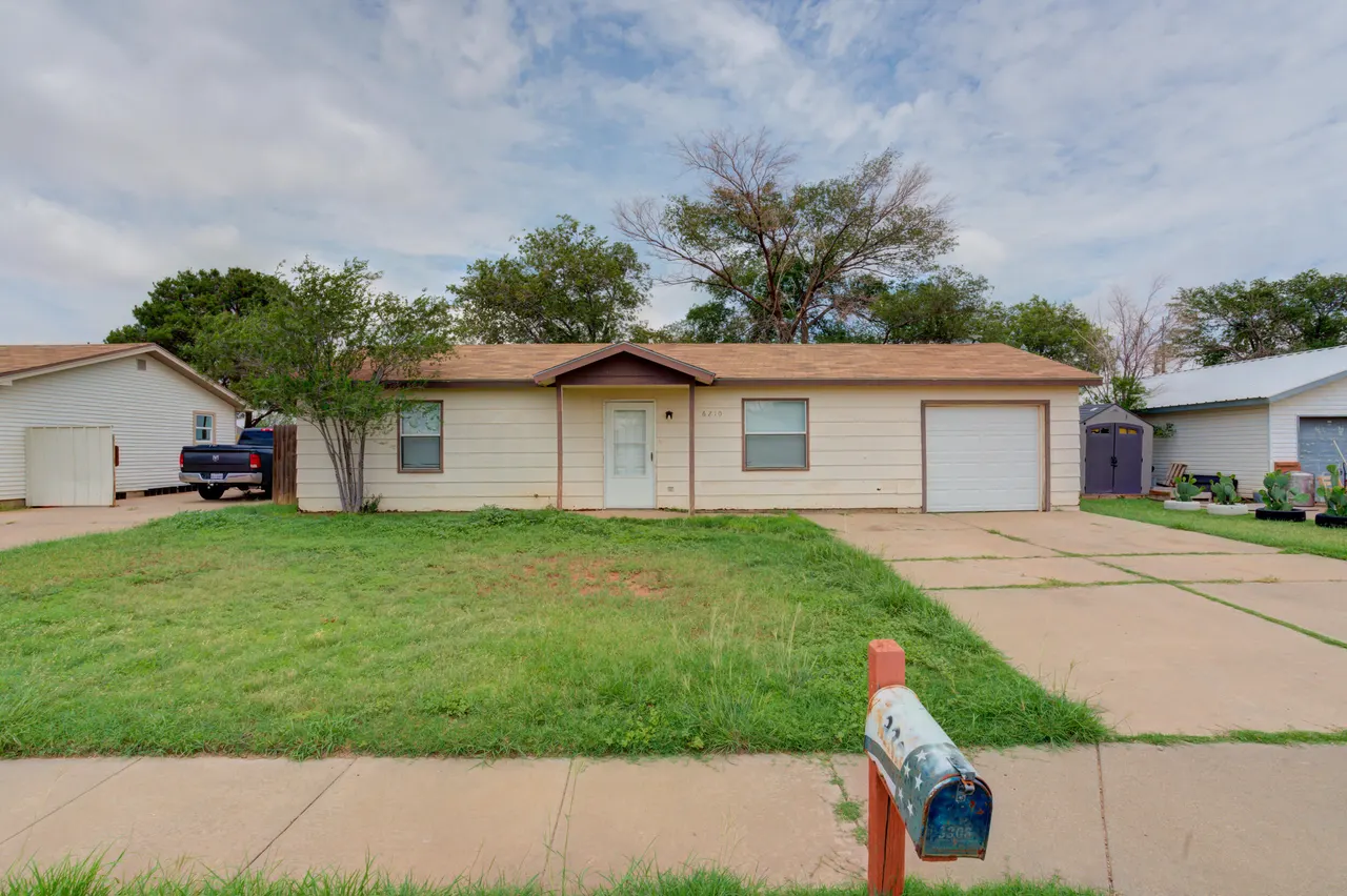 Front exterior — 6210 22nd Street, Lubbock, TX 79407