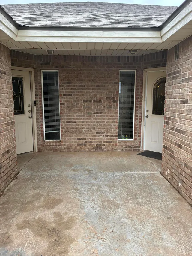 Photo 3 — 801 N Bangor Avenue, Lubbock, TX 79416
