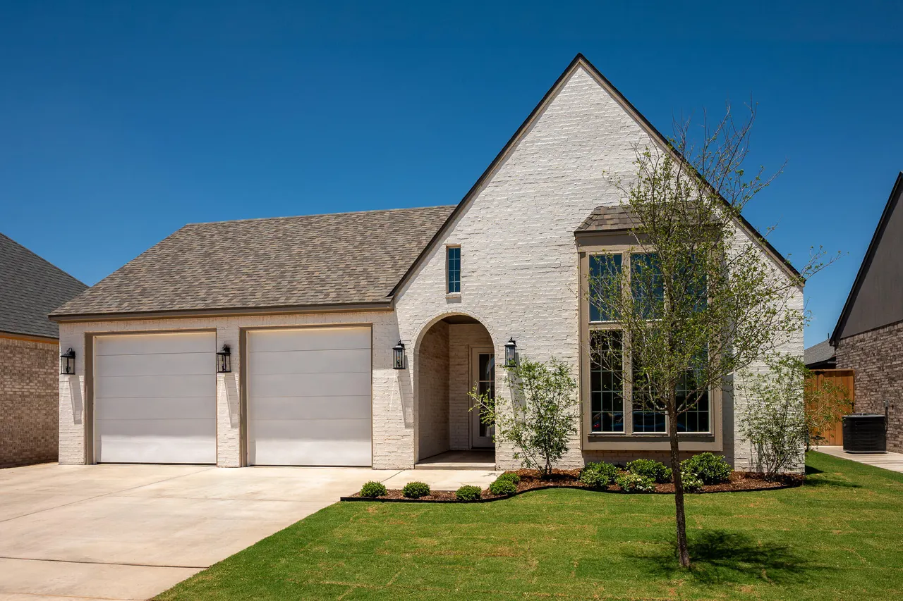 Photo 2 — 3630 122nd Street, Lubbock, TX 79423