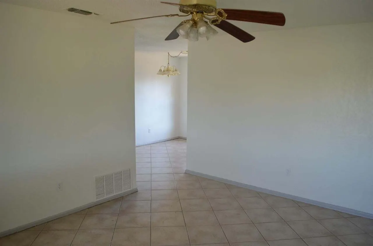 Photo 6 — 2018 E 28th Street, Lubbock, TX 79404