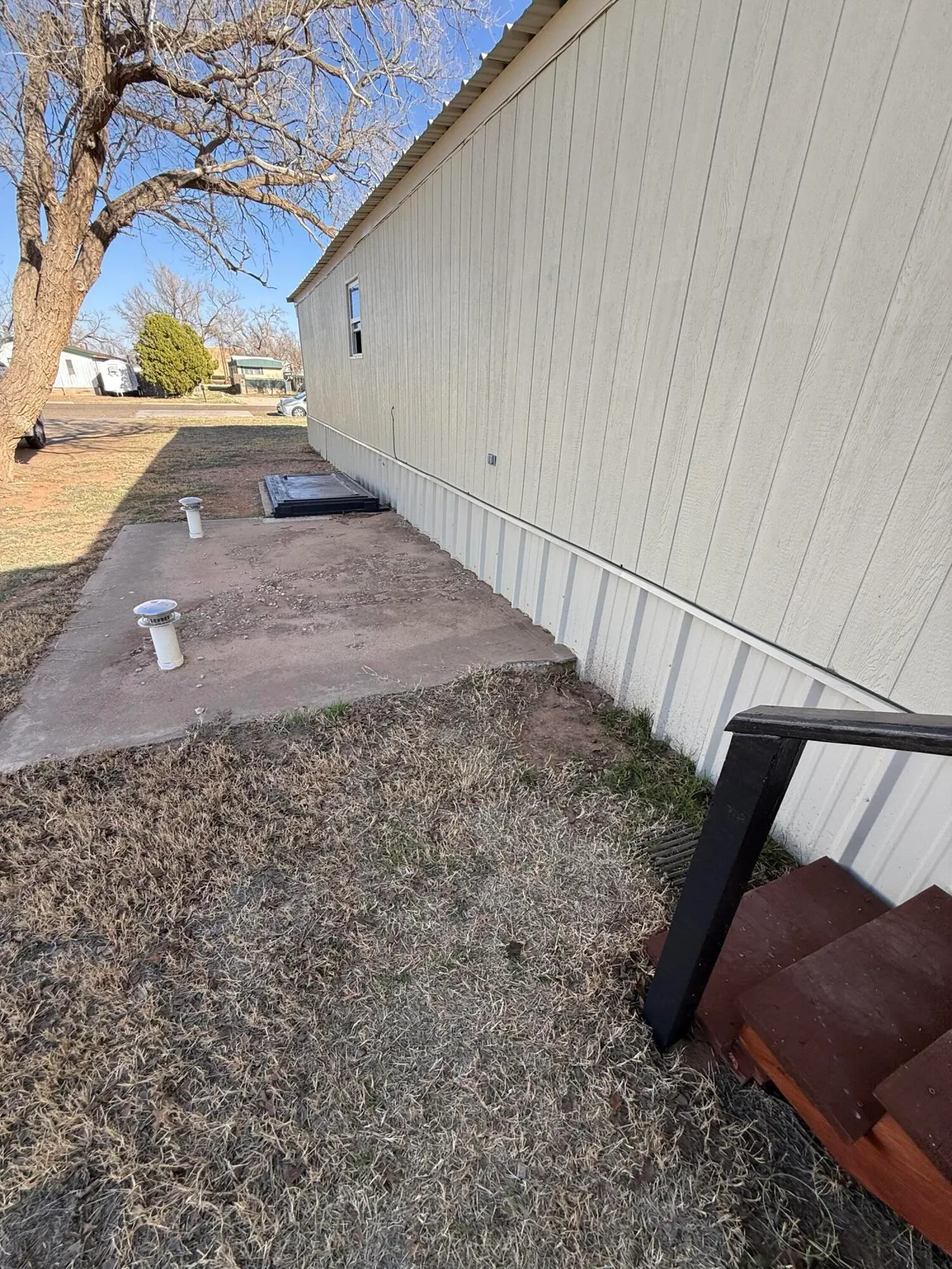 Photo 5 — 504 Avenue E, Levelland, TX 79336