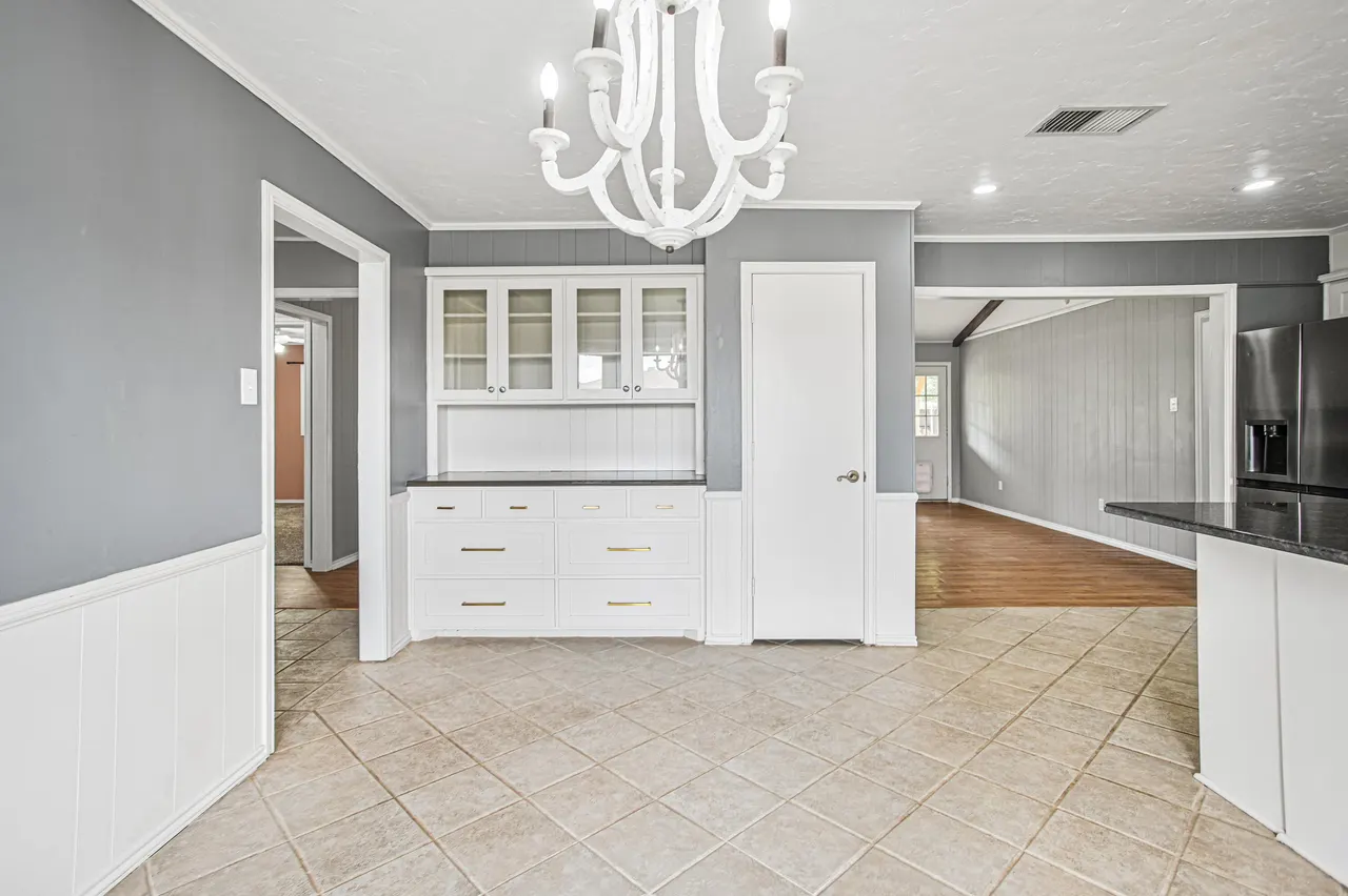 Photo 11 — 5415 93rd Street, Lubbock, TX 79424