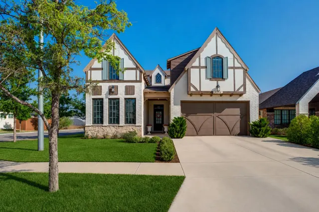 Photo 2 — 3716 128th Street, Lubbock, TX 79423