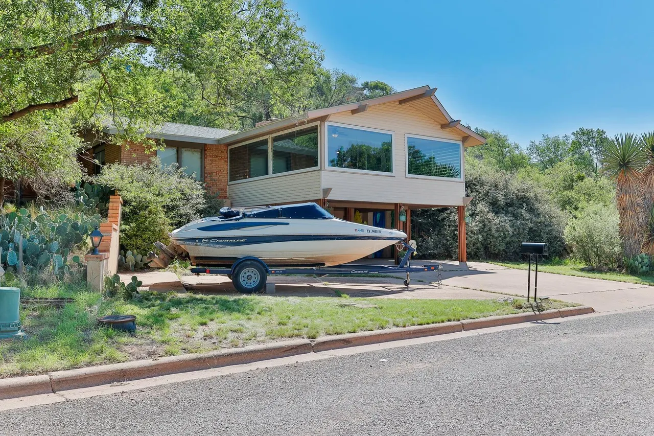 Photo 4 — 22 Foothill Drive, Ransom Canyon, TX 79366