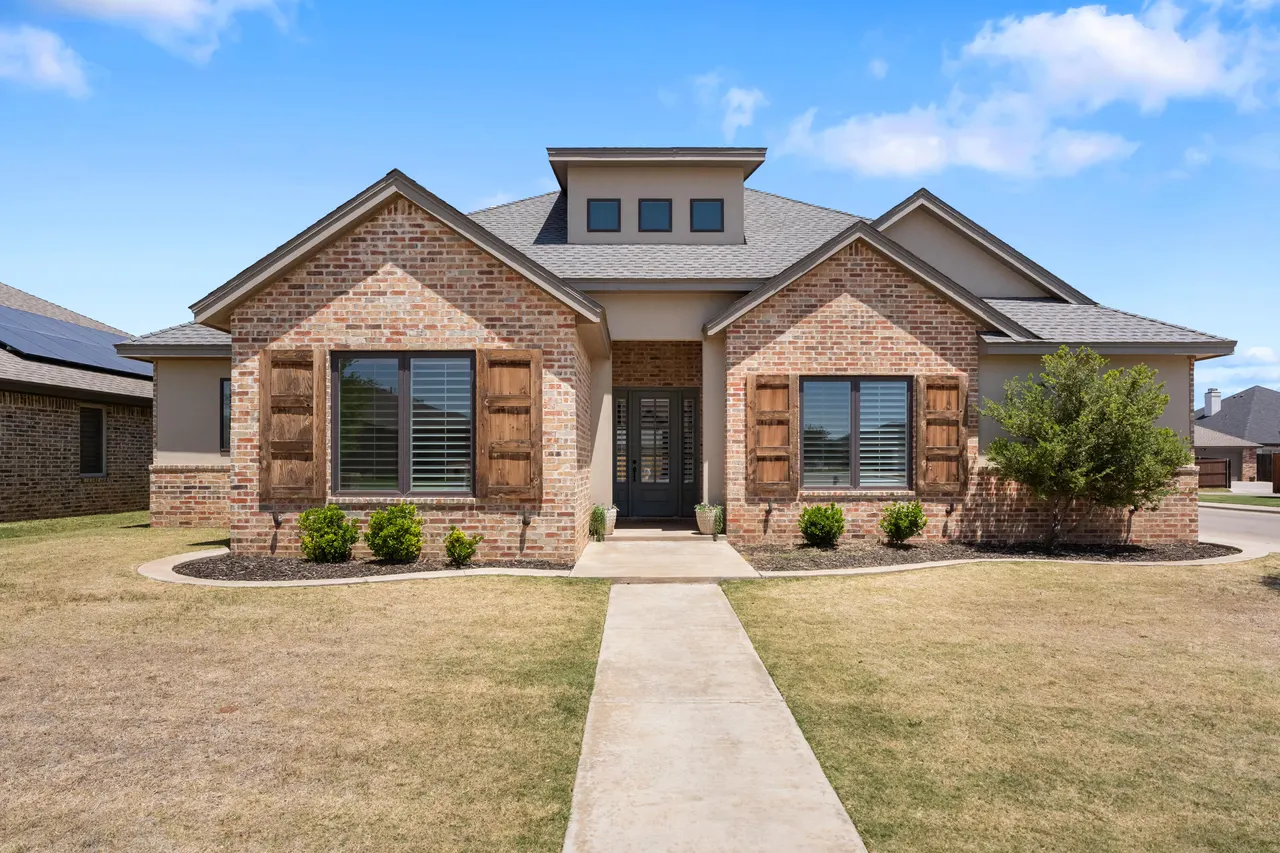 Photo 2 — 7036 100th Street, Lubbock, TX 79424