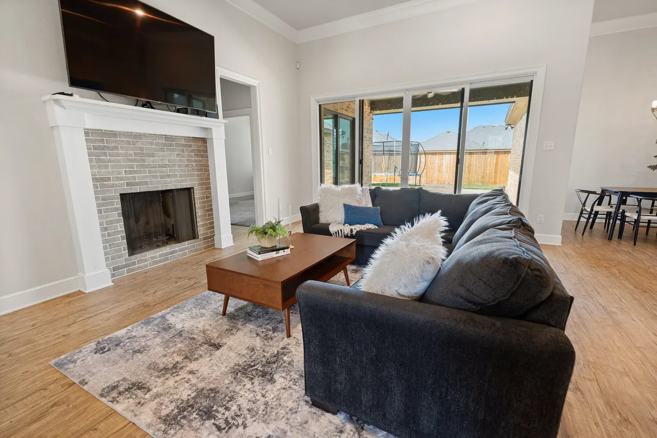 Photo 3 — 7036 100th Street, Lubbock, TX 79424