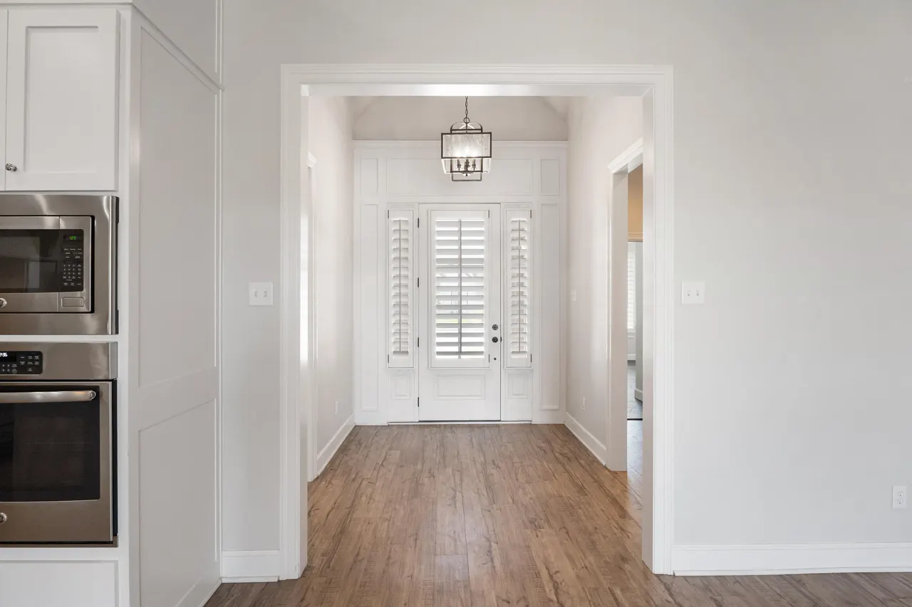 Photo 11 — 7036 100th Street, Lubbock, TX 79424
