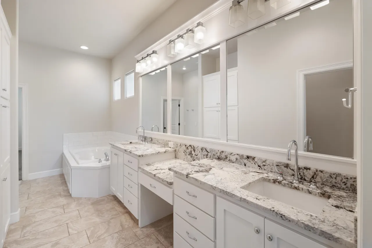 Photo 15 — 7036 100th Street, Lubbock, TX 79424