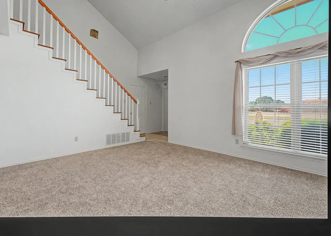 Photo 11 — 405 N Evanston Avenue, Lubbock, TX 79416