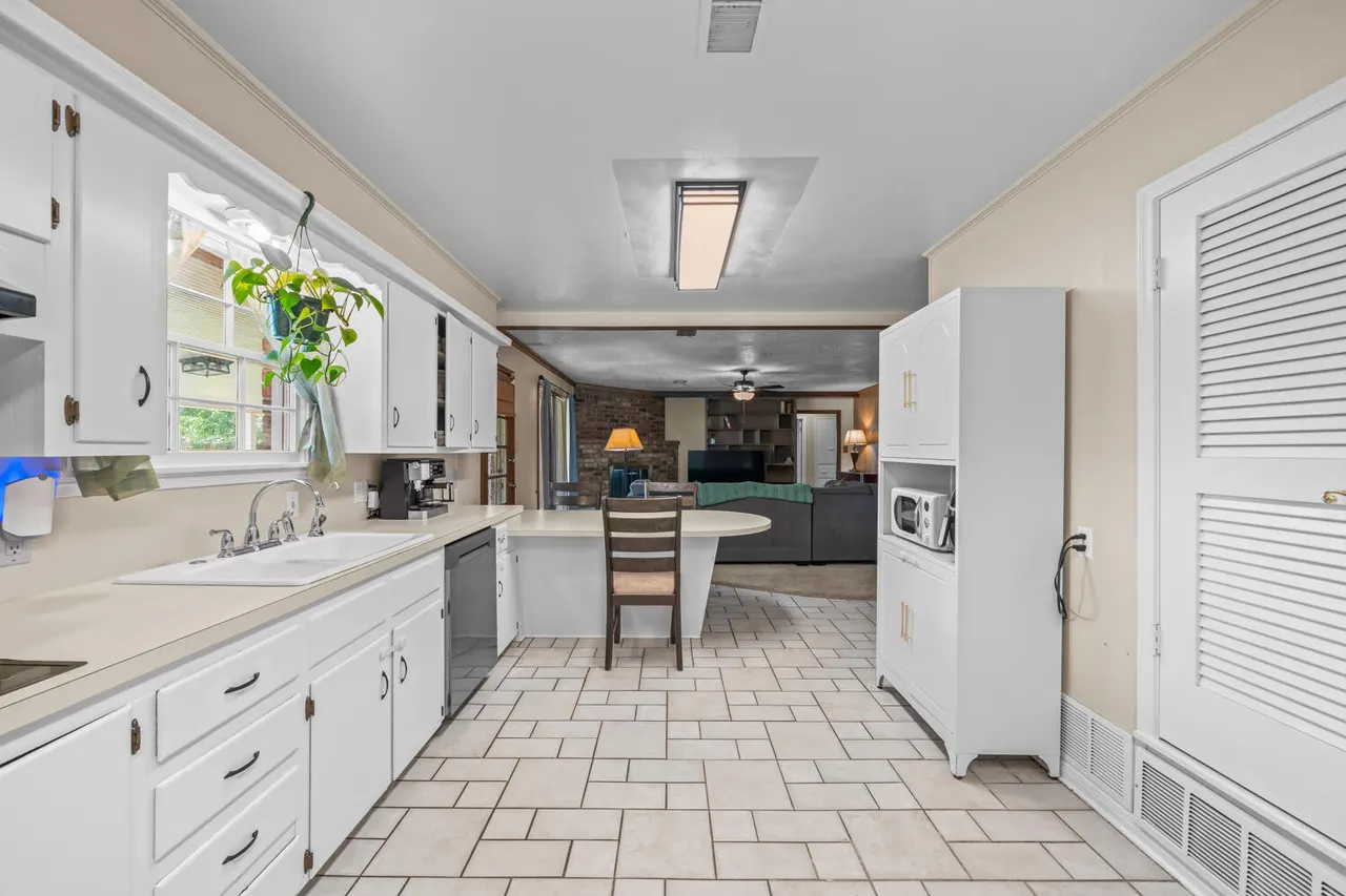 Photo 14 — 3012 56th Street, Lubbock, TX 79413