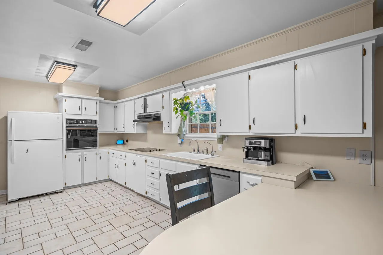 Photo 12 — 3012 56th Street, Lubbock, TX 79413