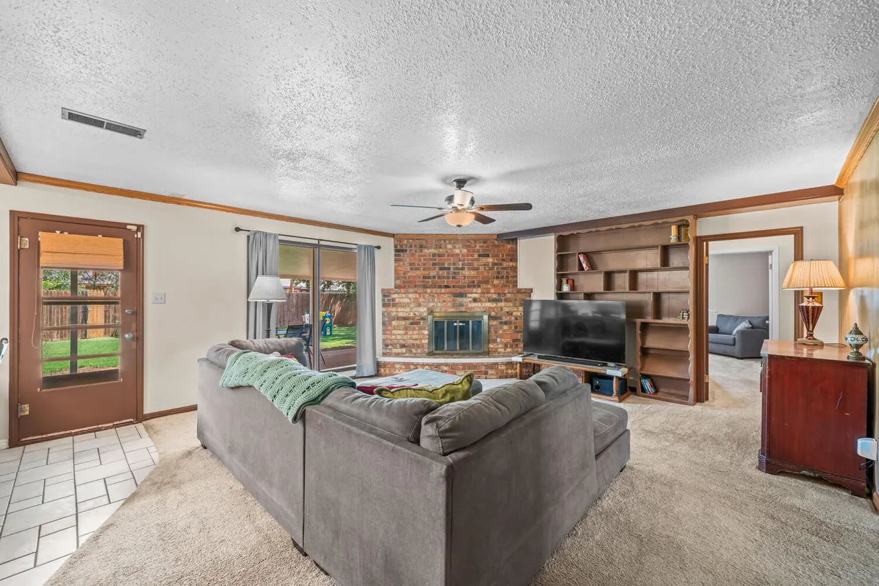 Photo 9 — 3012 56th Street, Lubbock, TX 79413