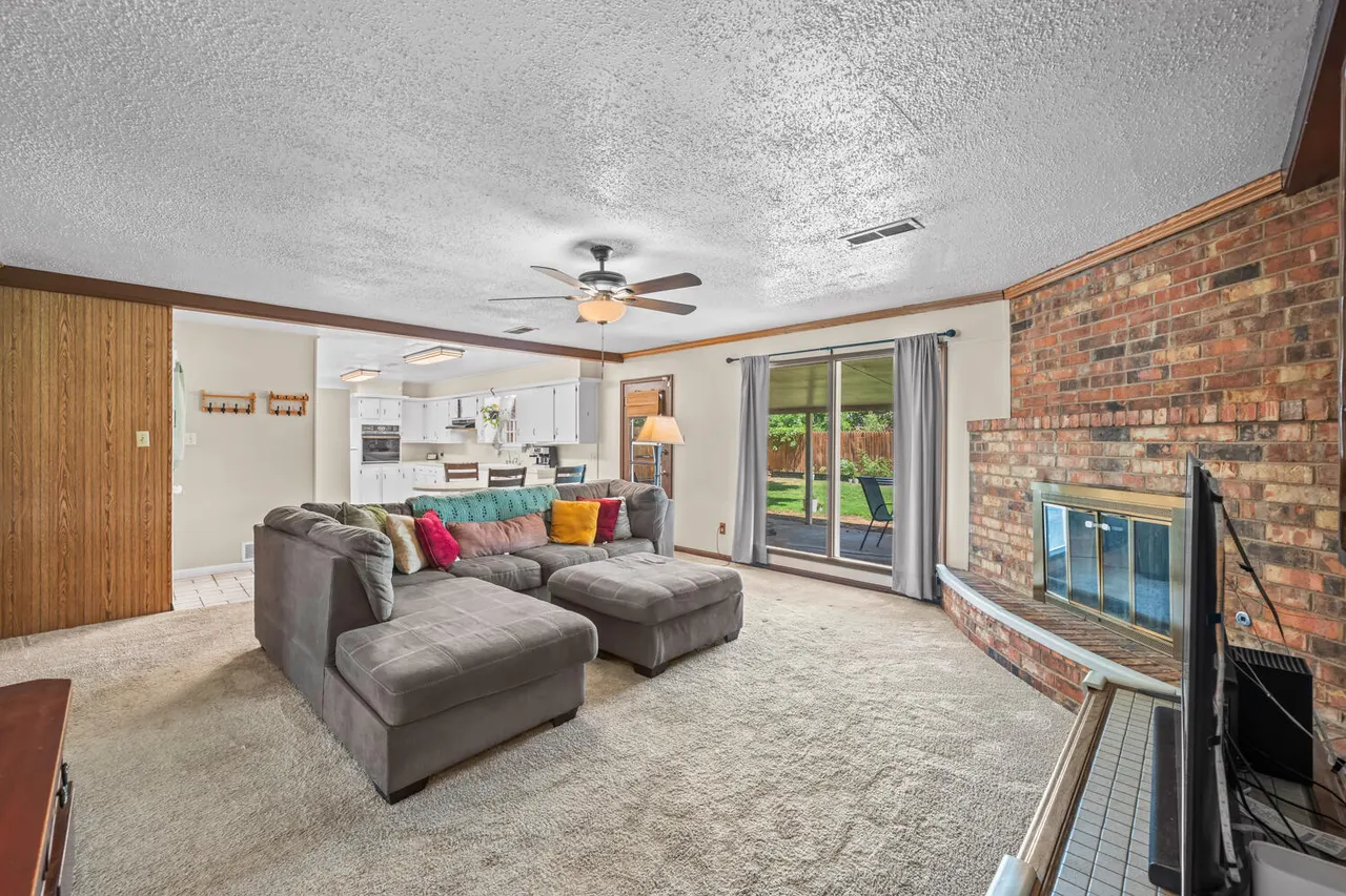 Photo 10 — 3012 56th Street, Lubbock, TX 79413