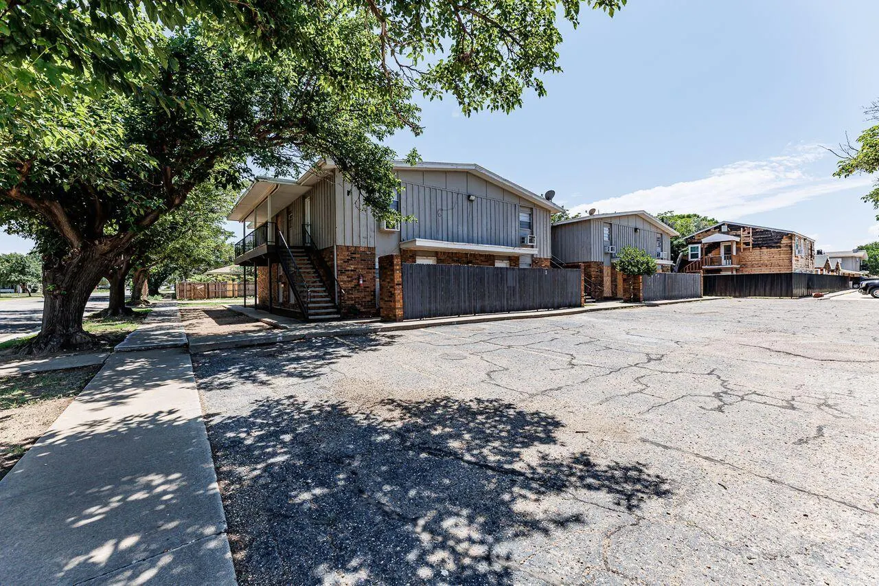 Photo 4 — 3201 35th Street 1, Lubbock, TX 79413