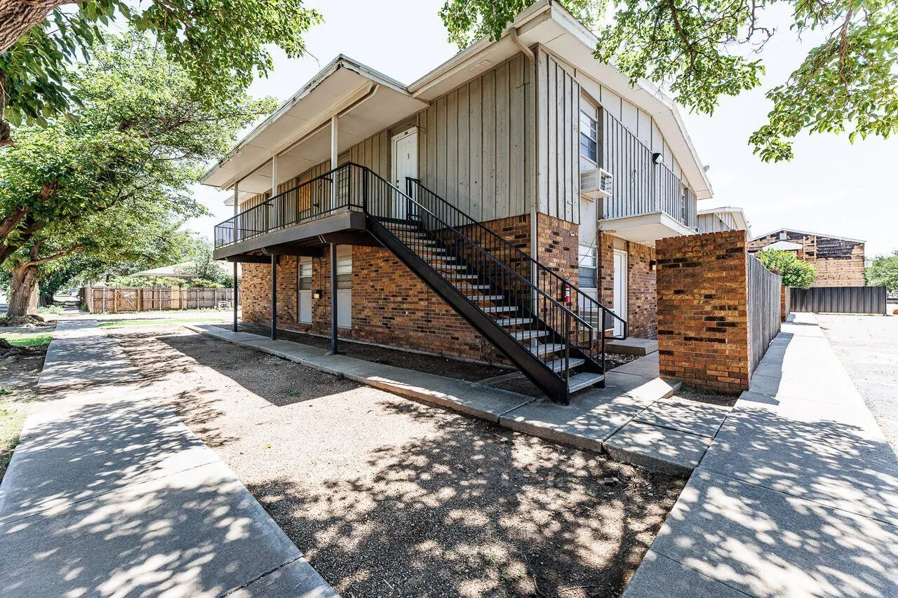 Front exterior — 3201 35th Street 5, Lubbock, TX 79413