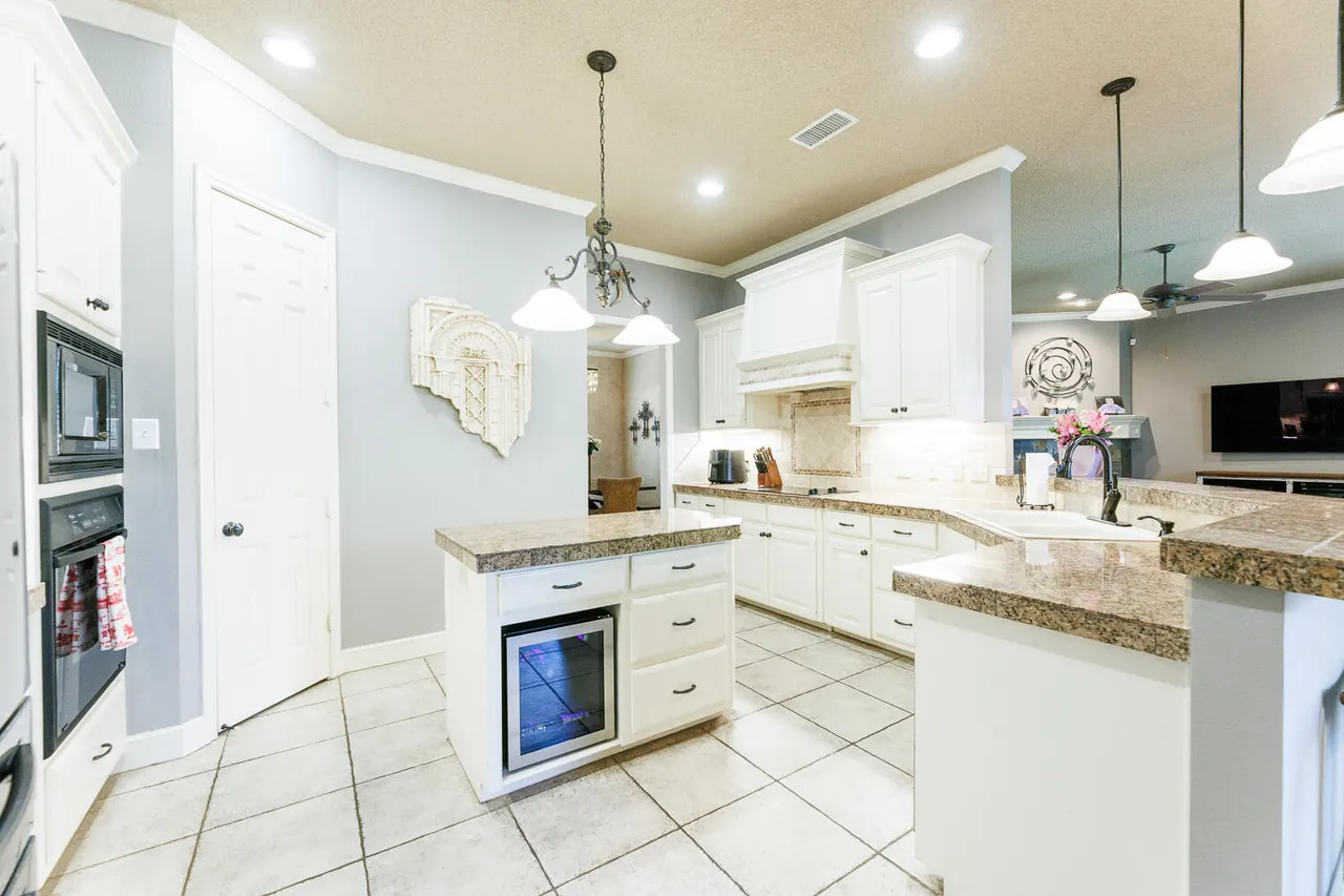 Photo 42 — 3911 100th Street, Lubbock, TX 79423