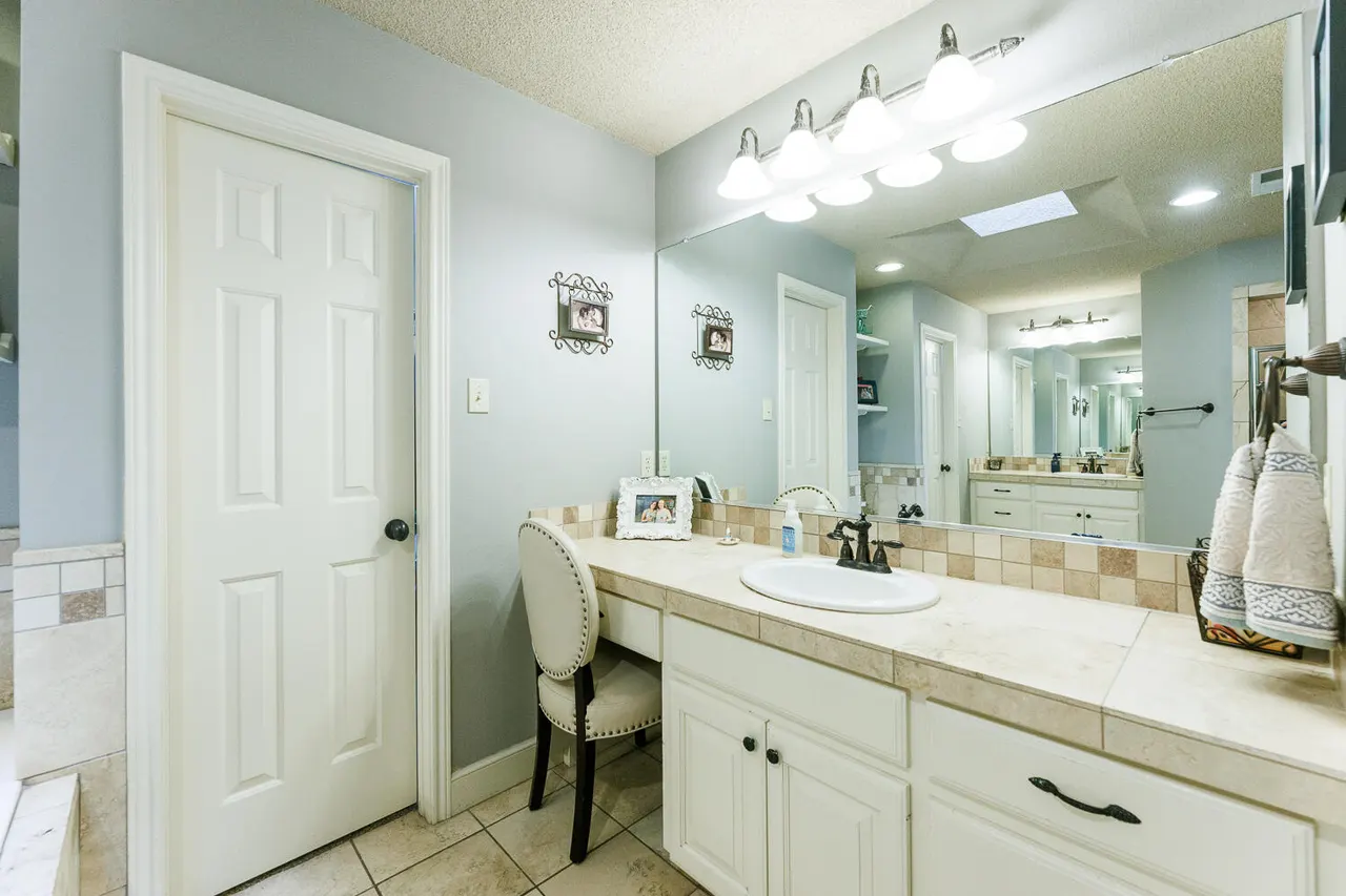 Photo 75 — 3911 100th Street, Lubbock, TX 79423