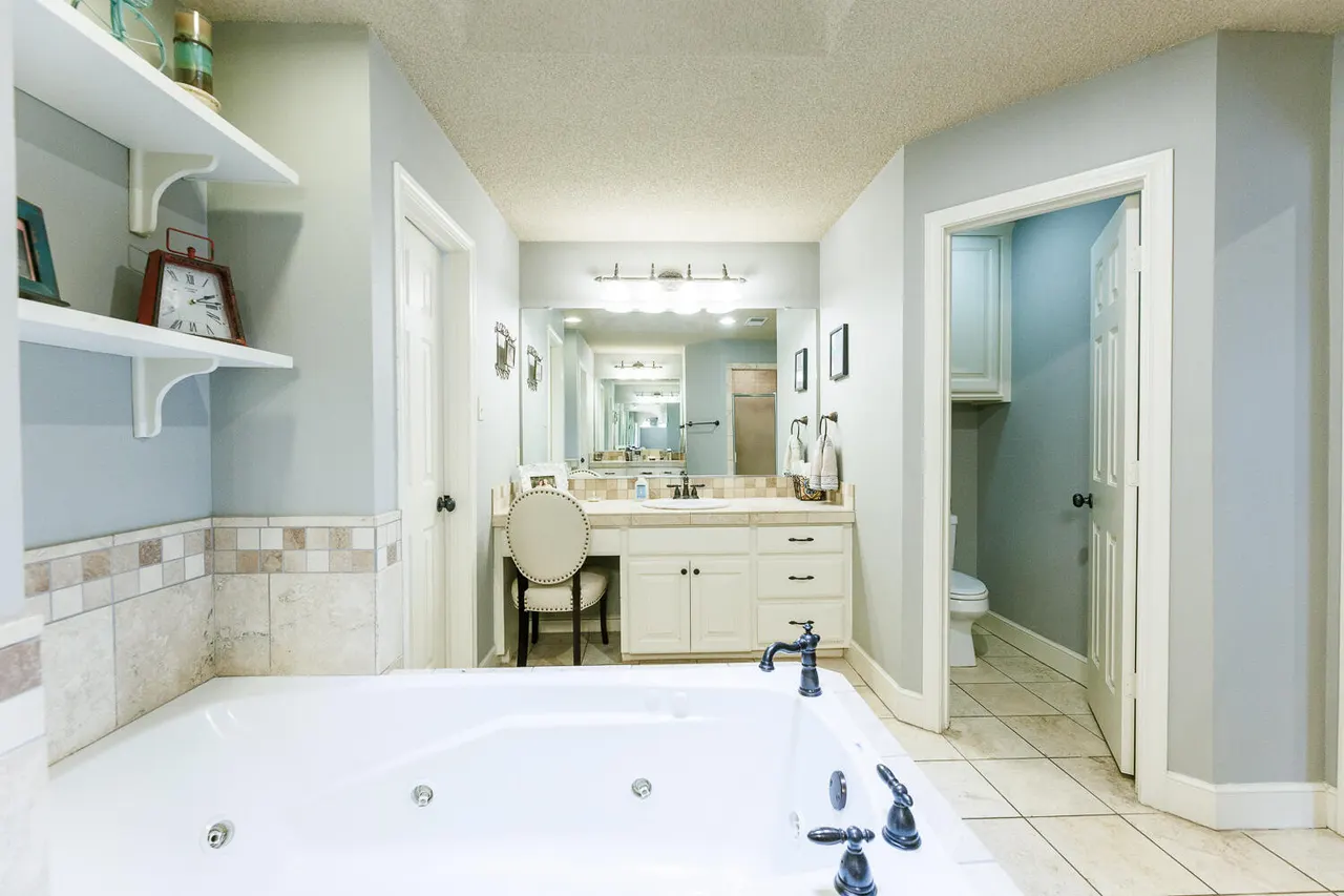 Photo 78 — 3911 100th Street, Lubbock, TX 79423