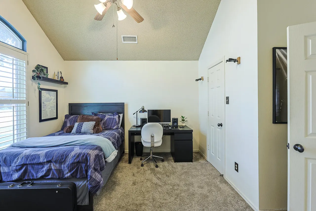 Photo 87 — 3911 100th Street, Lubbock, TX 79423