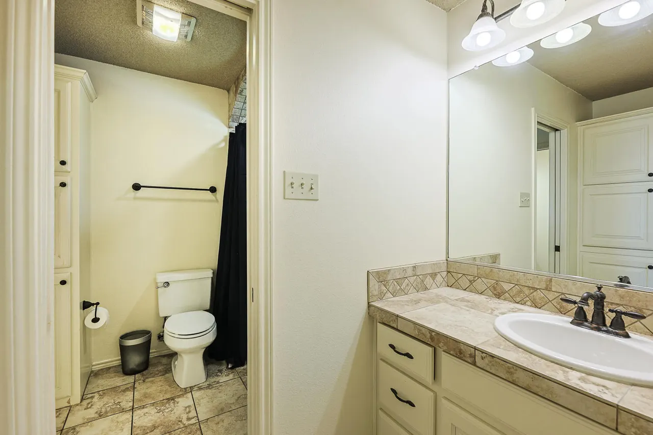 Photo 96 — 3911 100th Street, Lubbock, TX 79423