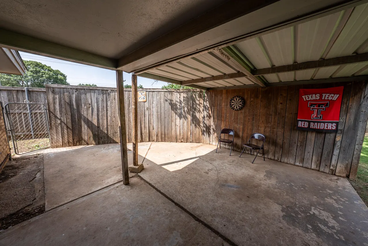 Photo 15 — 8014 Bangor Avenue, Lubbock, TX 79424