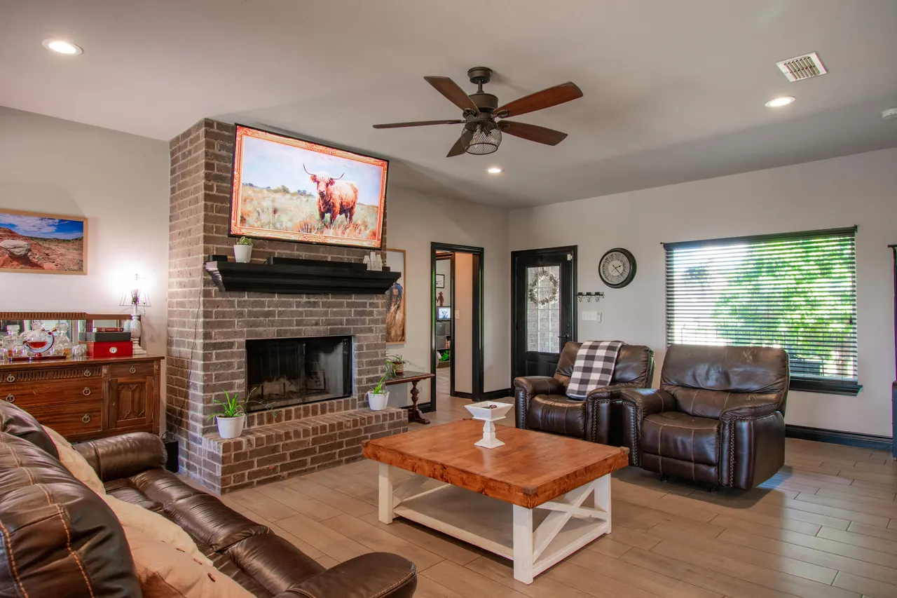 Photo 4 — 1005 Buffalo Court, Abernathy, TX 79311
