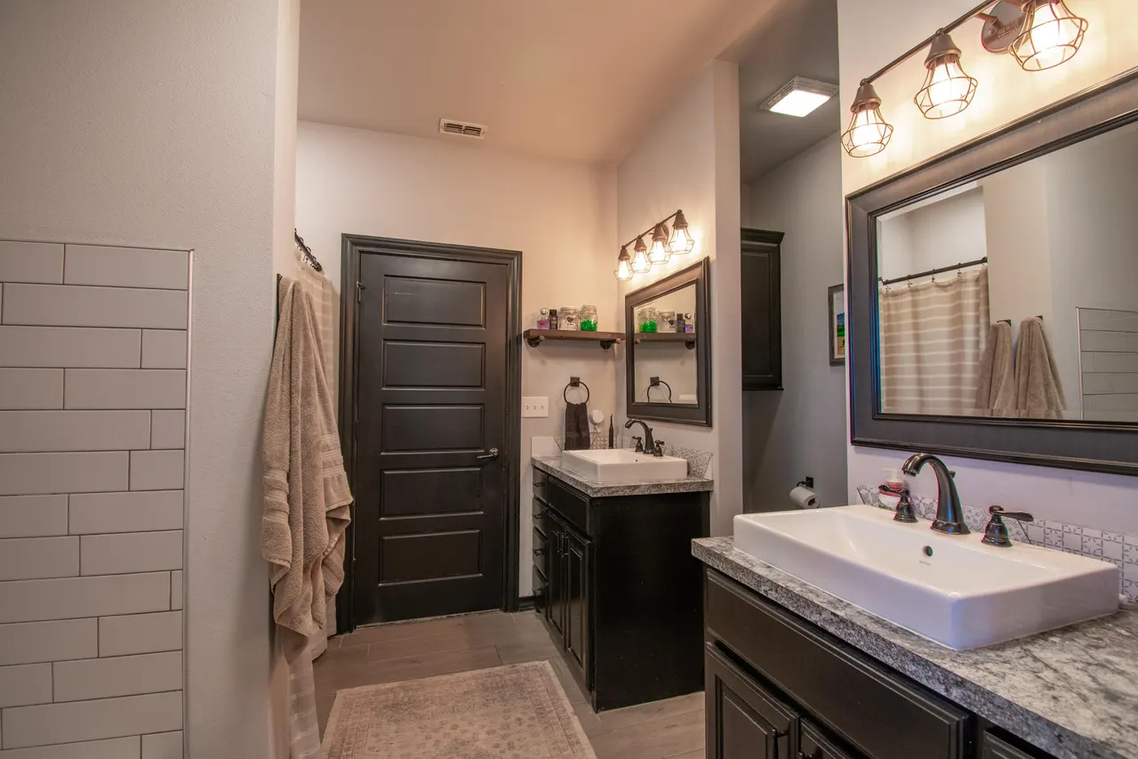 Photo 12 — 1005 Buffalo Court, Abernathy, TX 79311