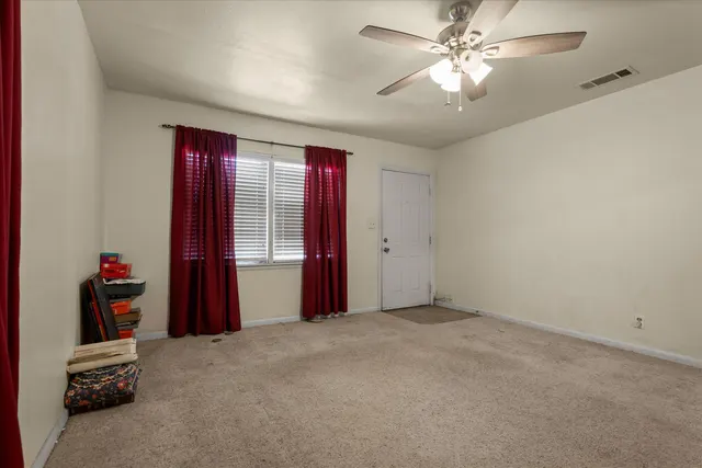 Photo 4 — 1838 8th Street, Levelland, TX 79336
