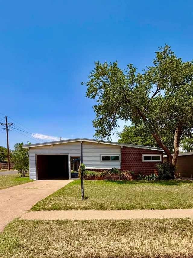 Front exterior — 4520 44th Street, Lubbock, TX 79414